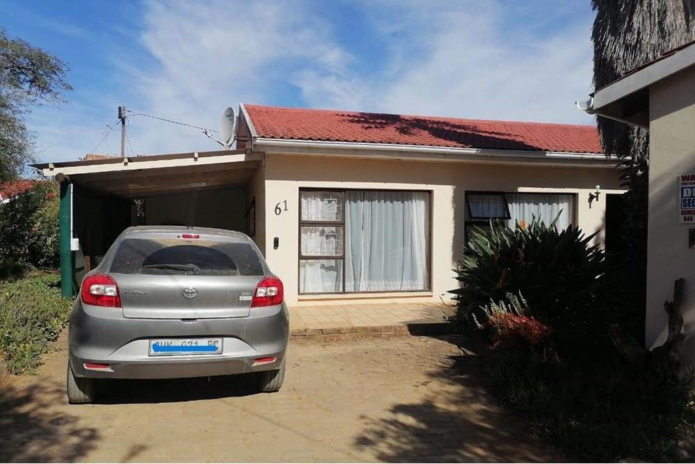 4 Bed House in Fort Beaufort photo number 1
