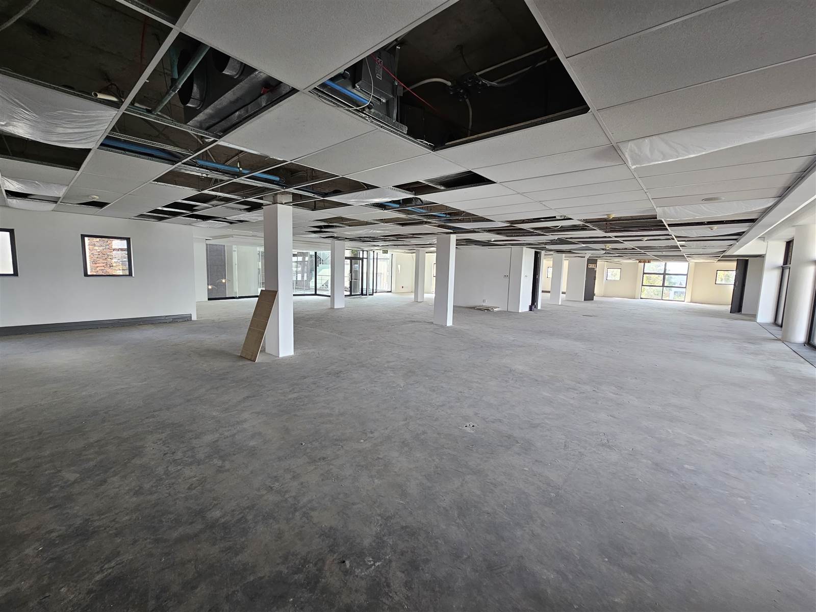701  m² Commercial space in Centurion CBD photo number 2