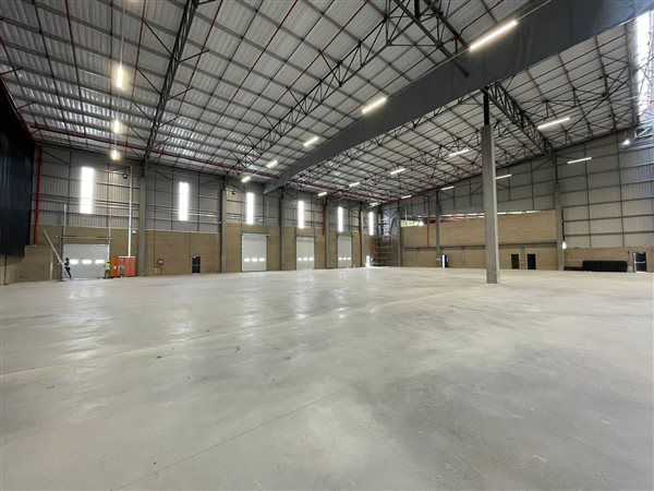 3921  m² Industrial space
