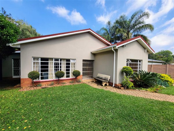 3 Bedroom House 3 Bedroom House
