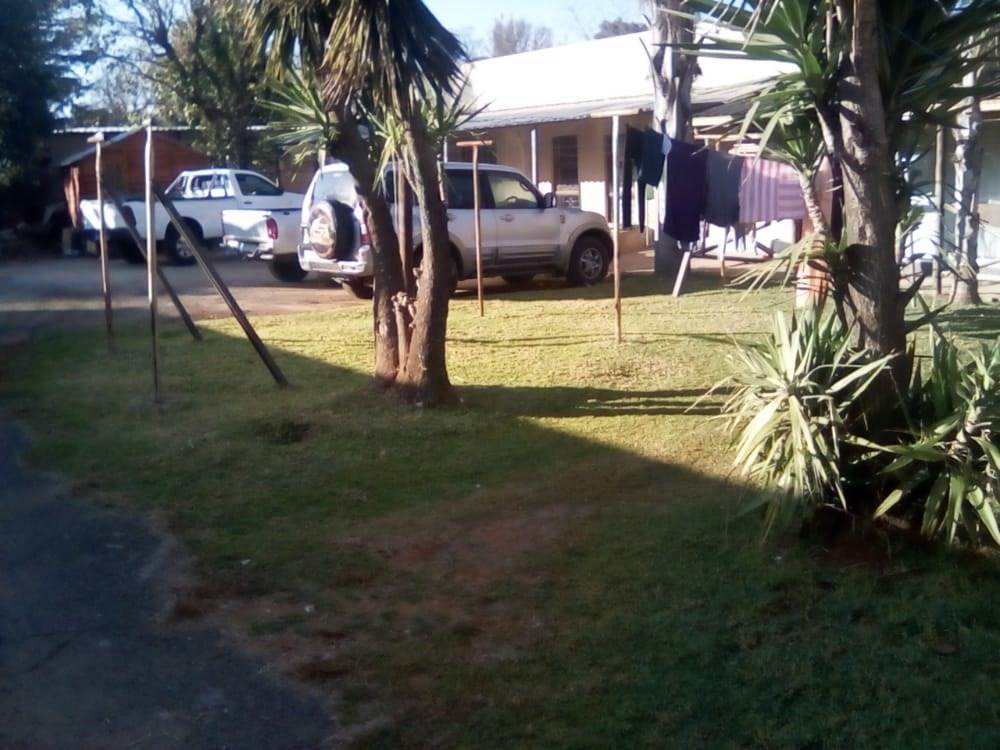 10 Bed House in Kempton Park Central photo number 18