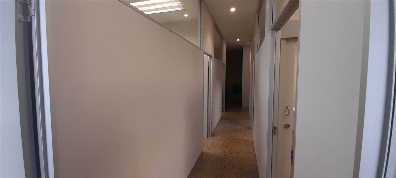 97  m² Commercial space in Umhlanga Ridge photo number 6