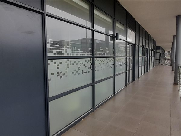 97  m² Commercial space in Umhlanga Ridge