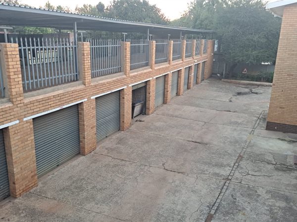 2 Bedroom Flat 2 Bedroom Flat