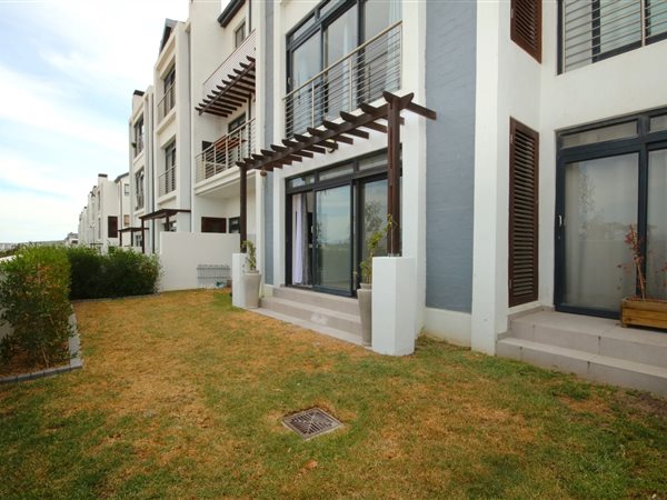3 Bedroom Apartment 3 Bedroom Apartment