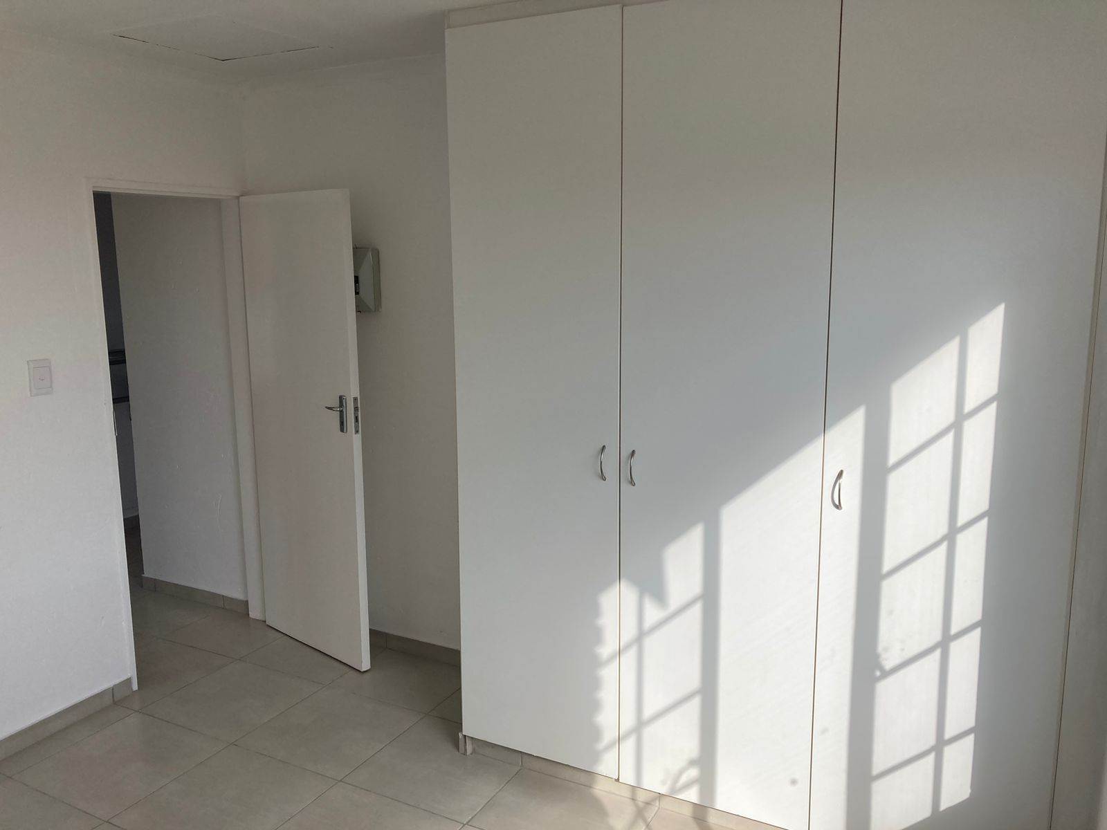 2 Bed Apartment in Chloorkop photo number 15
