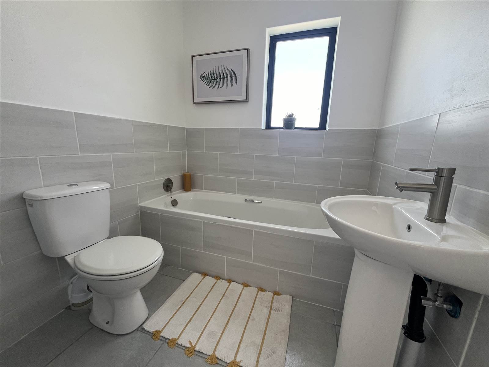 2 Bed Apartment in Westcliff photo number 5