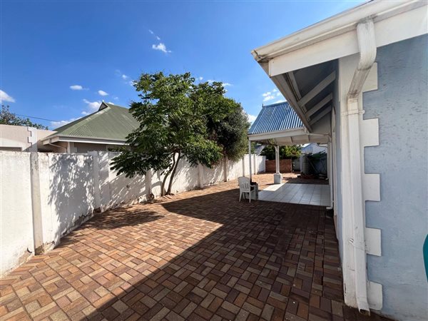 3 Bedroom House 3 Bedroom House