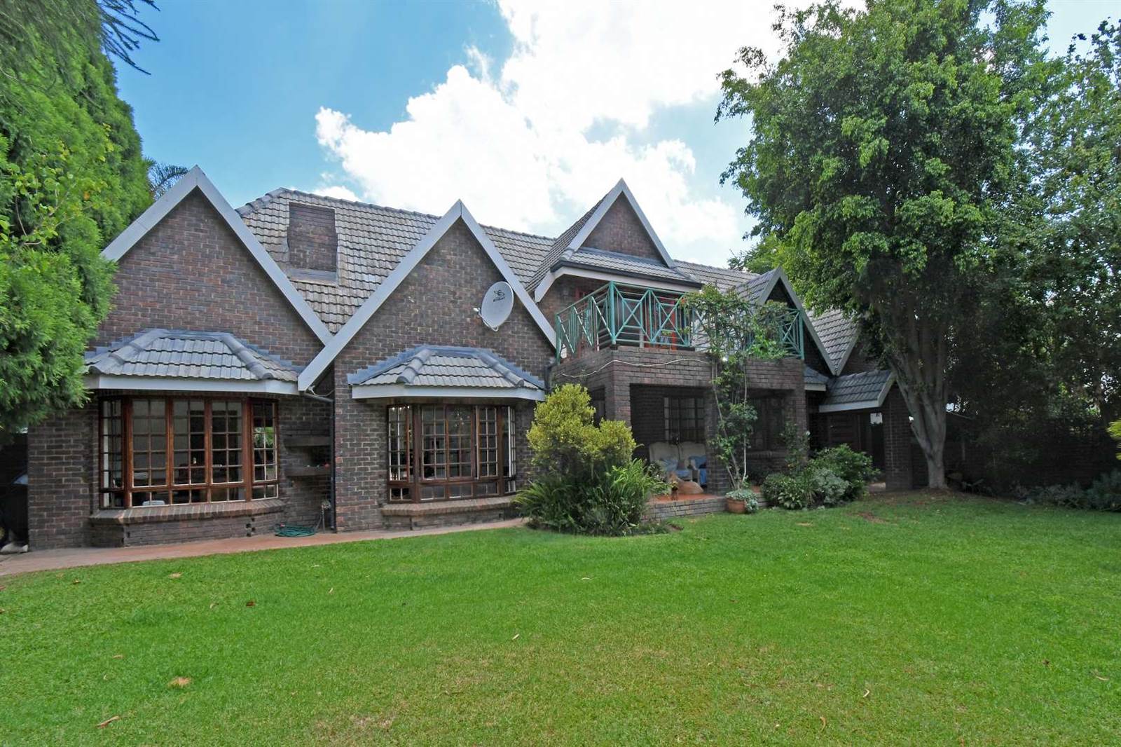3 Bed House in Fourways Gardens photo number 2