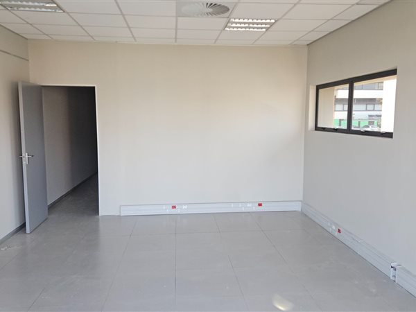 138  m² Office Space