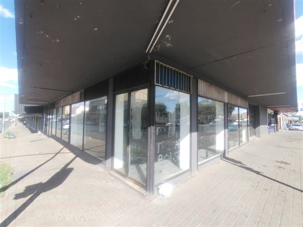 500  m² Retail Space