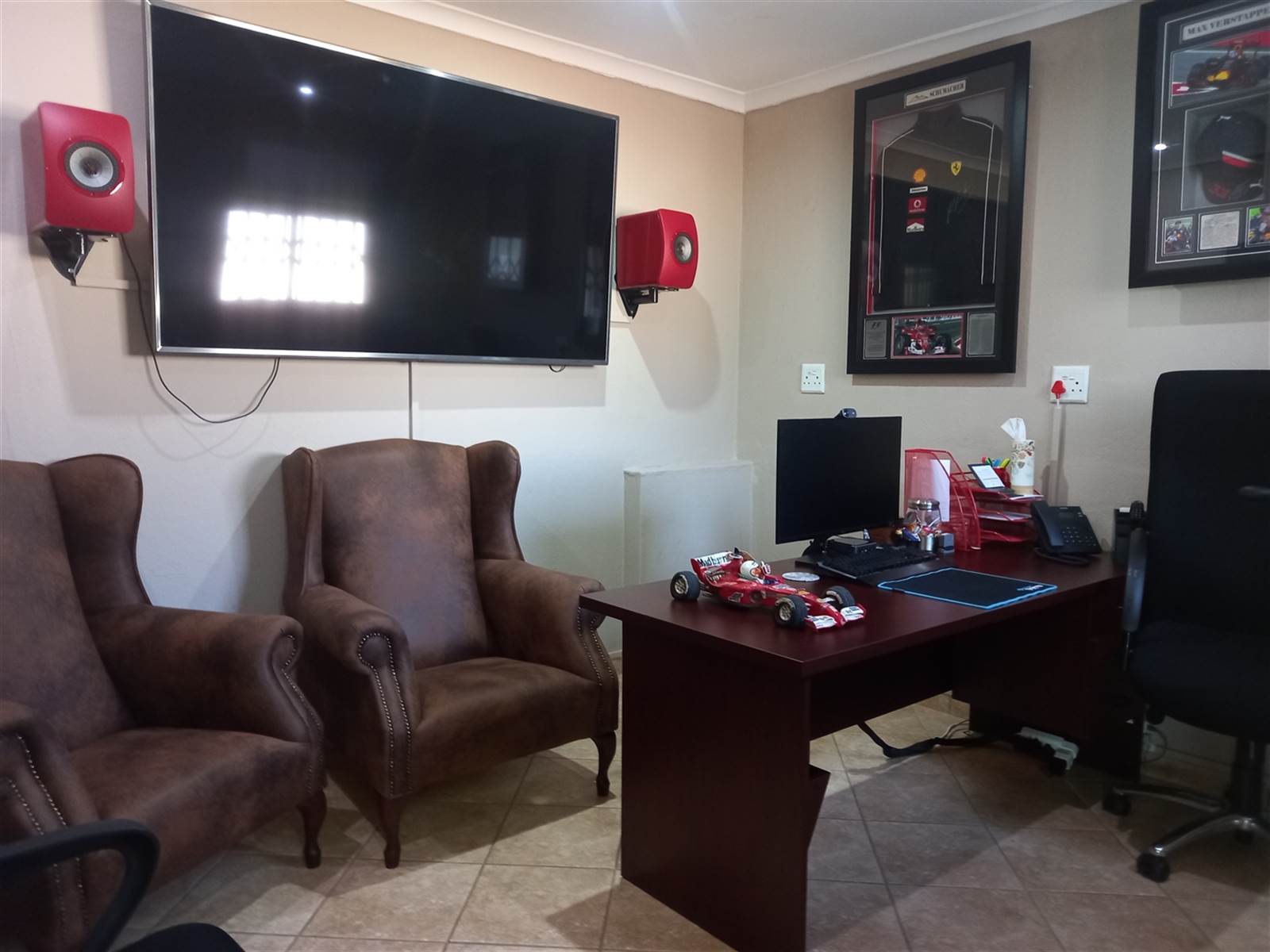 323  m² Commercial space in Rustenburg Central photo number 9