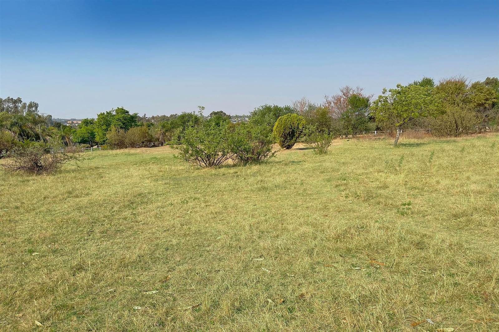 1.2 ha Land available in Beaulieu photo number 4