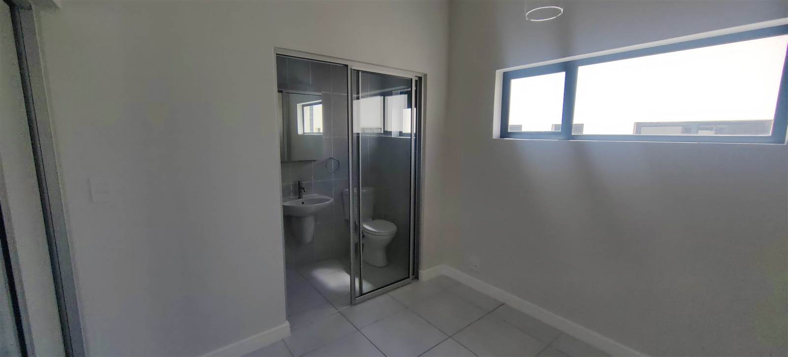1 Bed Apartment in Mooikloof Equestrian Estate photo number 11