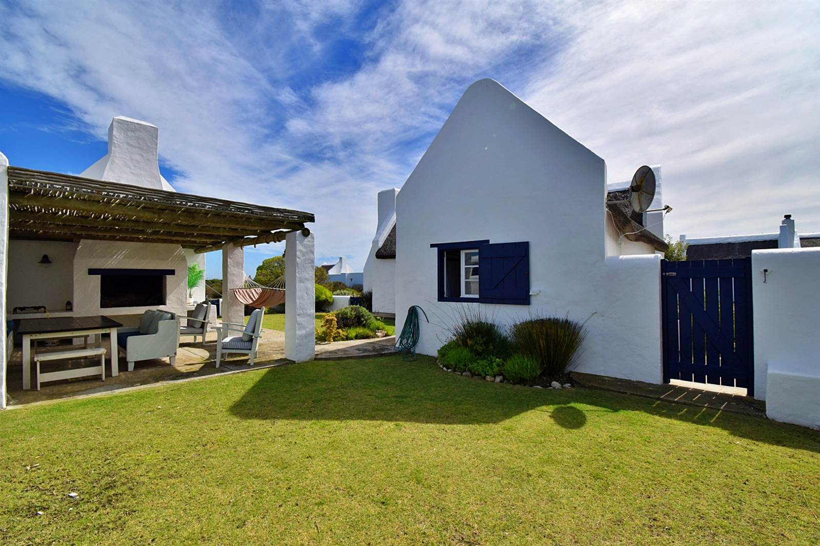 3 Bed House in Struisbaai photo number 16