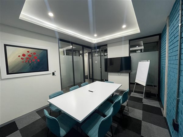 6  m² Office Space