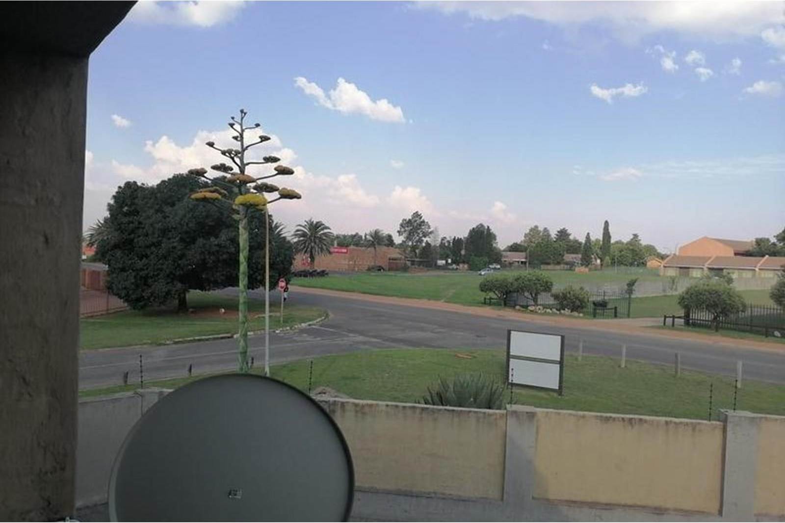 2 Bed Apartment in Kriel photo number 5