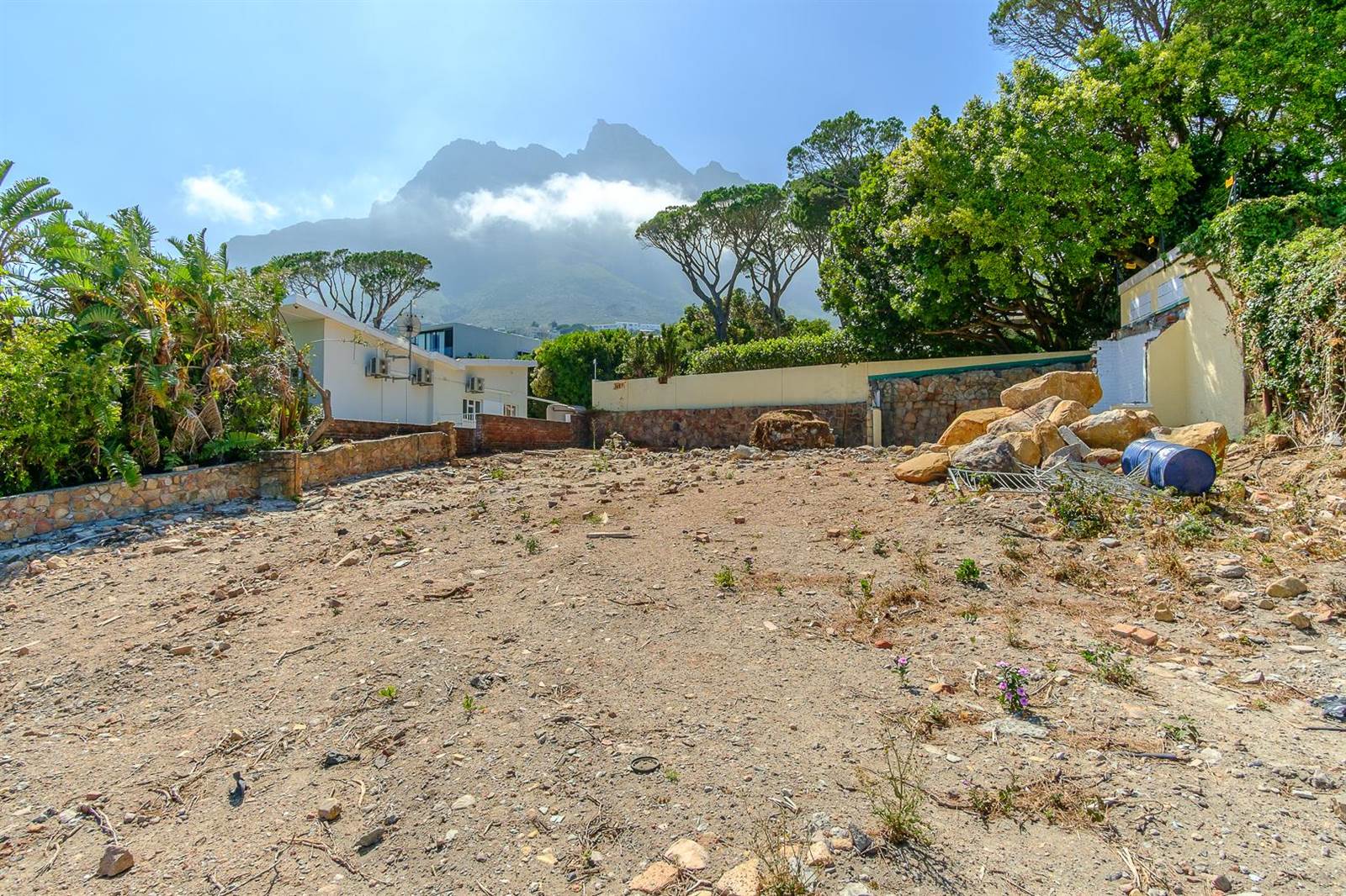 883 m² Land available in Camps Bay photo number 9