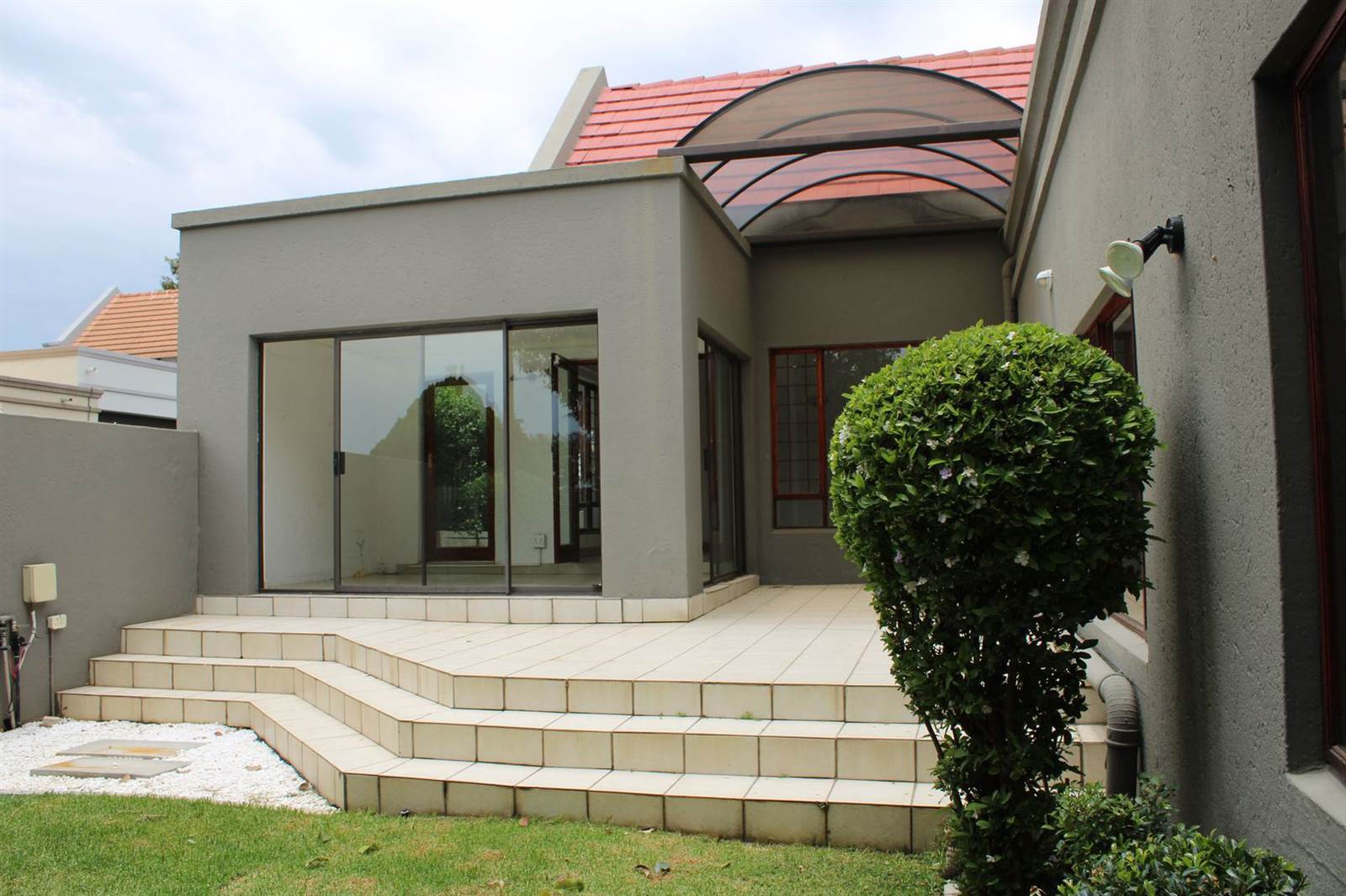 3 Bed Cluster in Fourways photo number 10