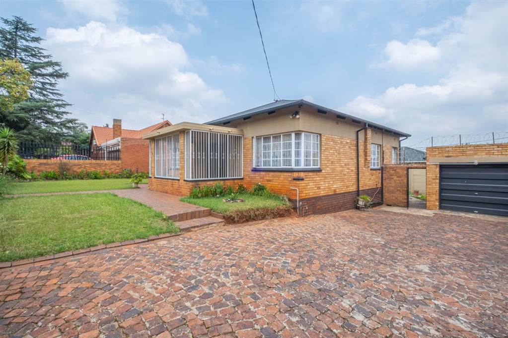 3 Bedroom House