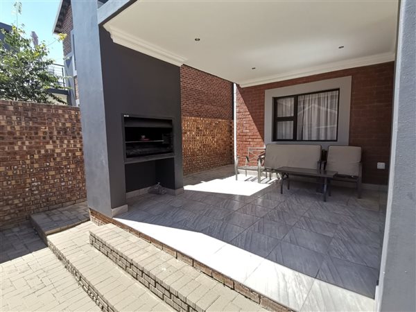 3 Bedroom Townhouse