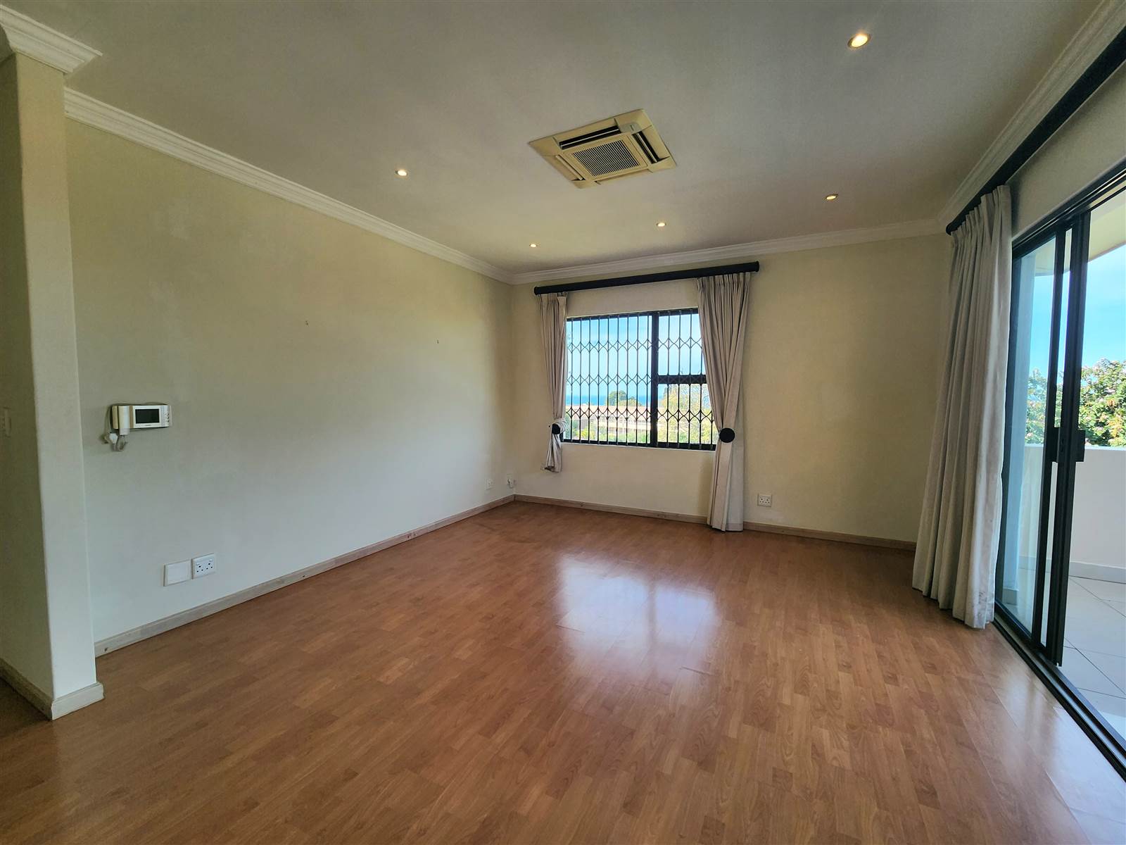 6 Bed House in Durban North photo number 18