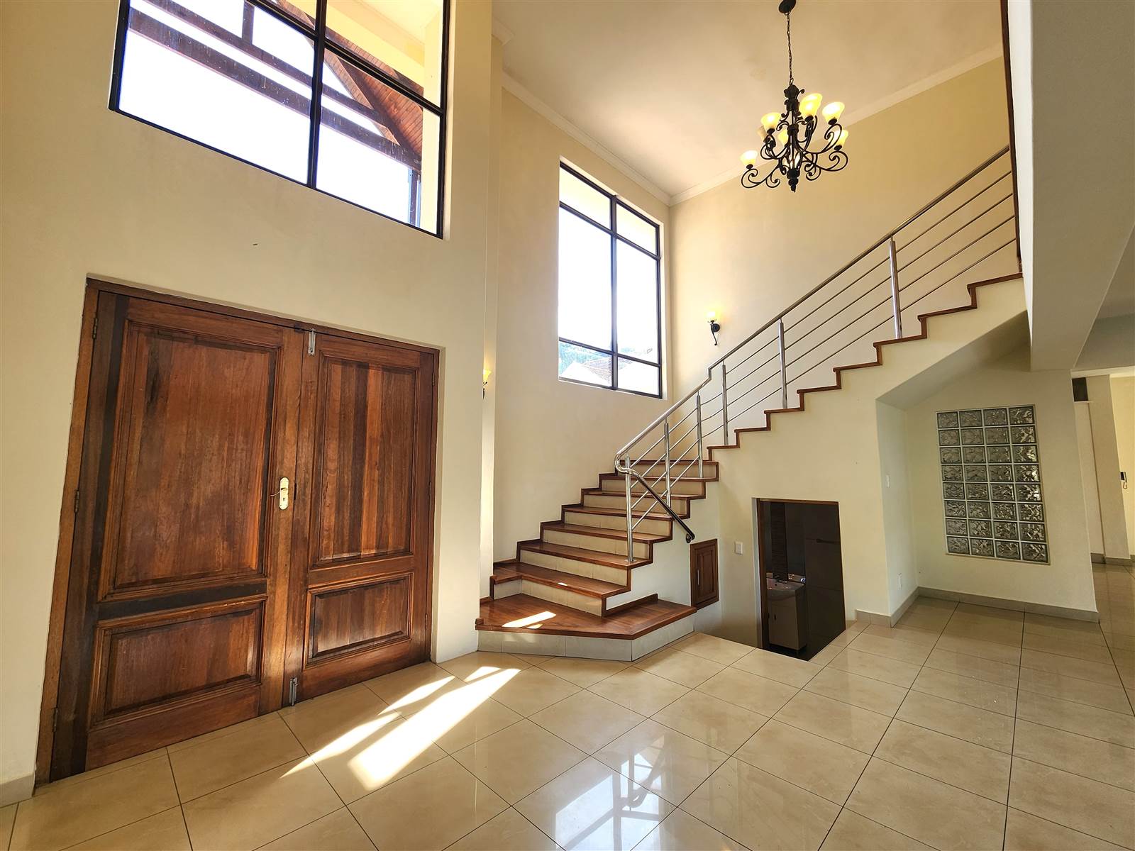 6 Bed House in Durban North photo number 15