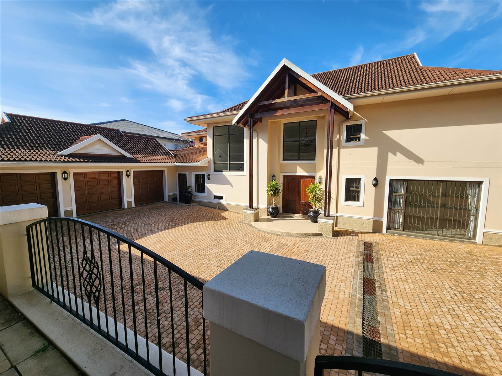 6 Bed House in Durban North photo number 19