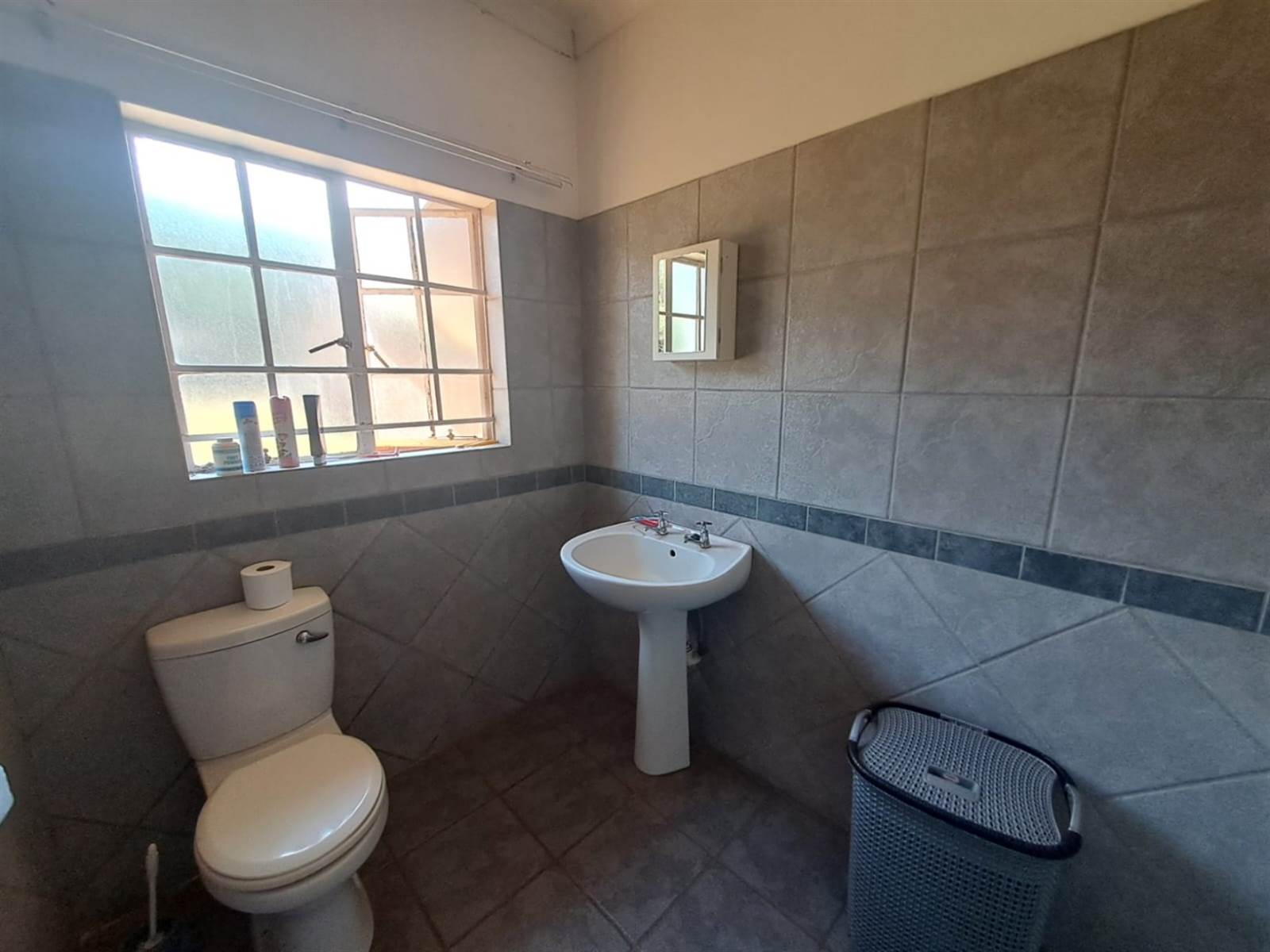 2 Bed House in Thabazimbi photo number 9
