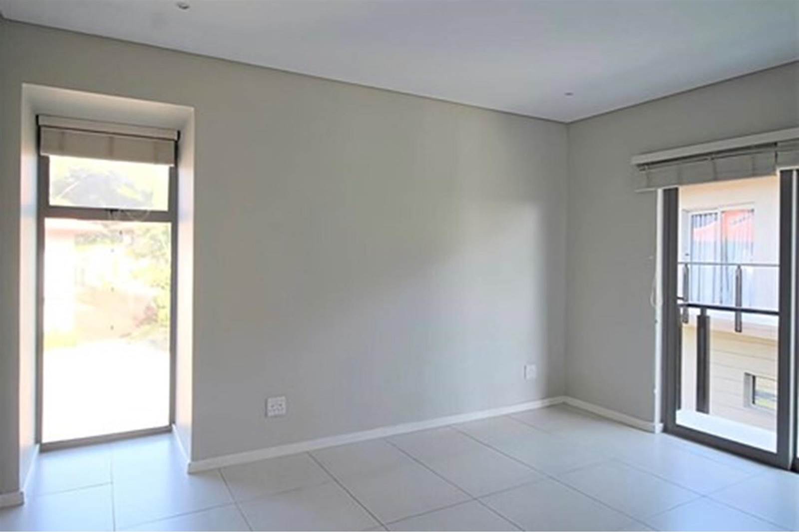 2 Bed Townhouse in Zimbali Wedge photo number 11