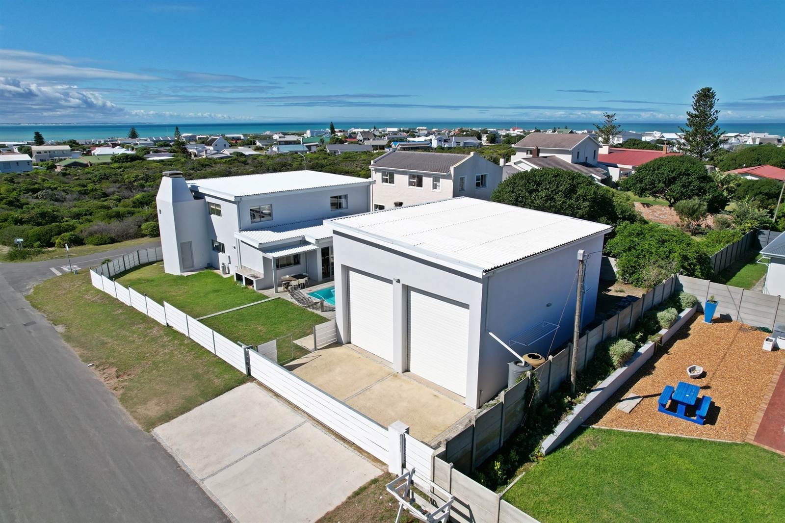 7 Bed House in Struisbaai photo number 6