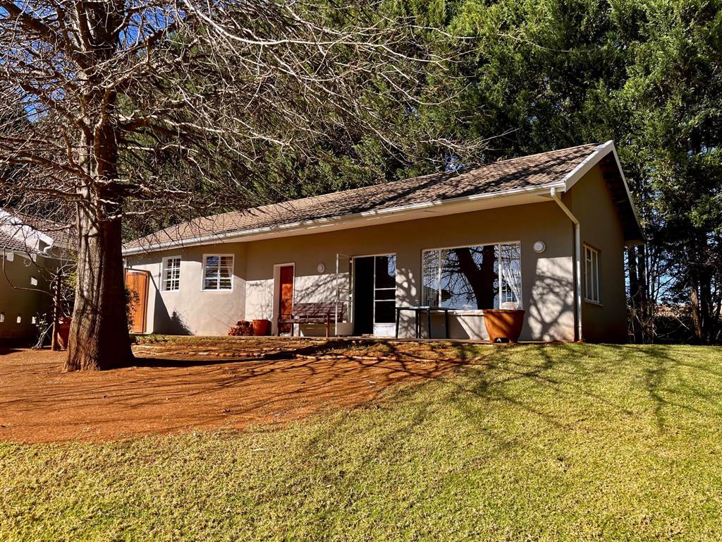 64 ha Smallholding for sale in Underberg T3934061 Private Property