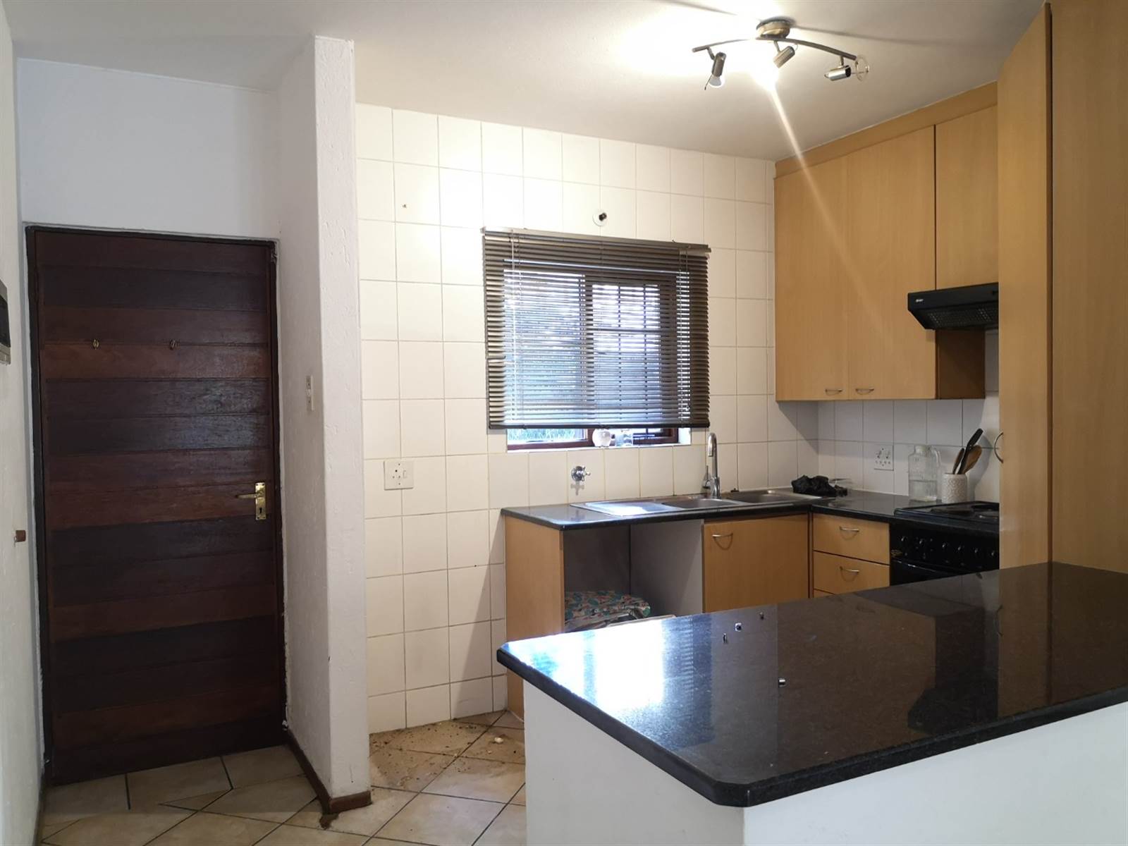 2 Bed Apartment in Sunninghill photo number 7