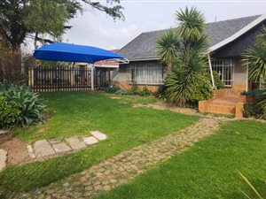 House in Kempton Park Central