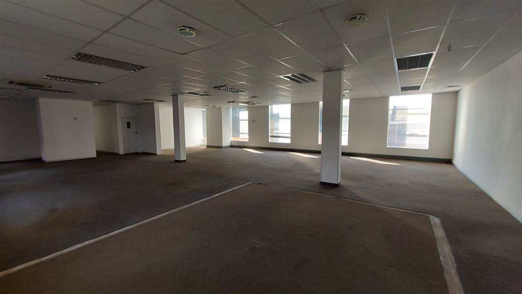 265  m² Commercial space in Monument Park photo number 18