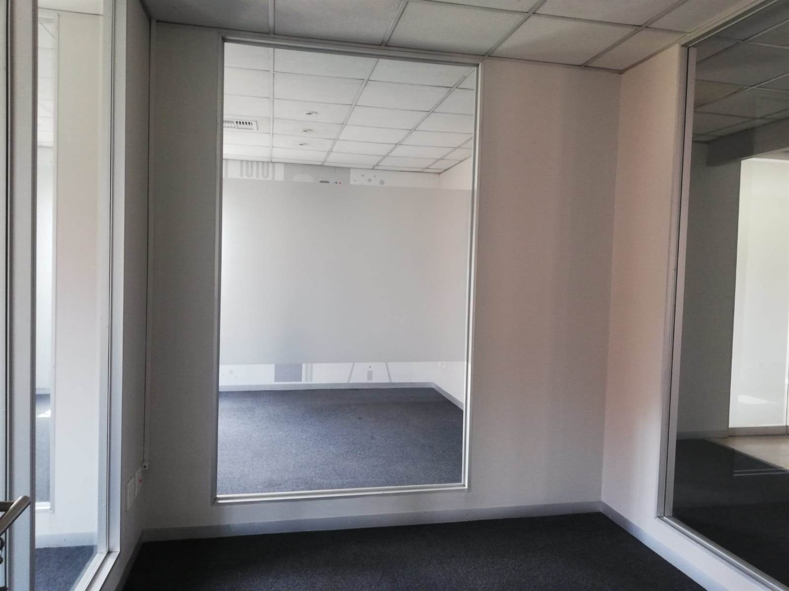 342  m² Commercial space in Rivonia photo number 15