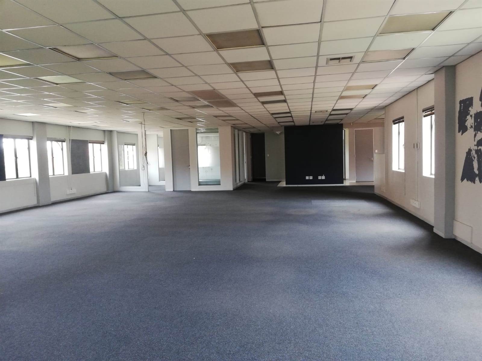 342  m² Commercial space in Rivonia photo number 11