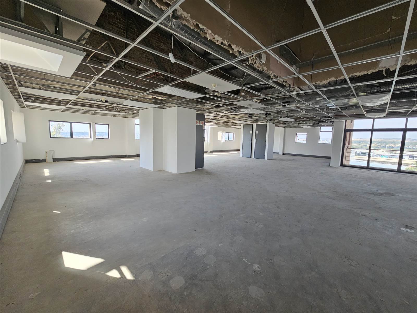 724  m² Commercial space in Centurion CBD photo number 14