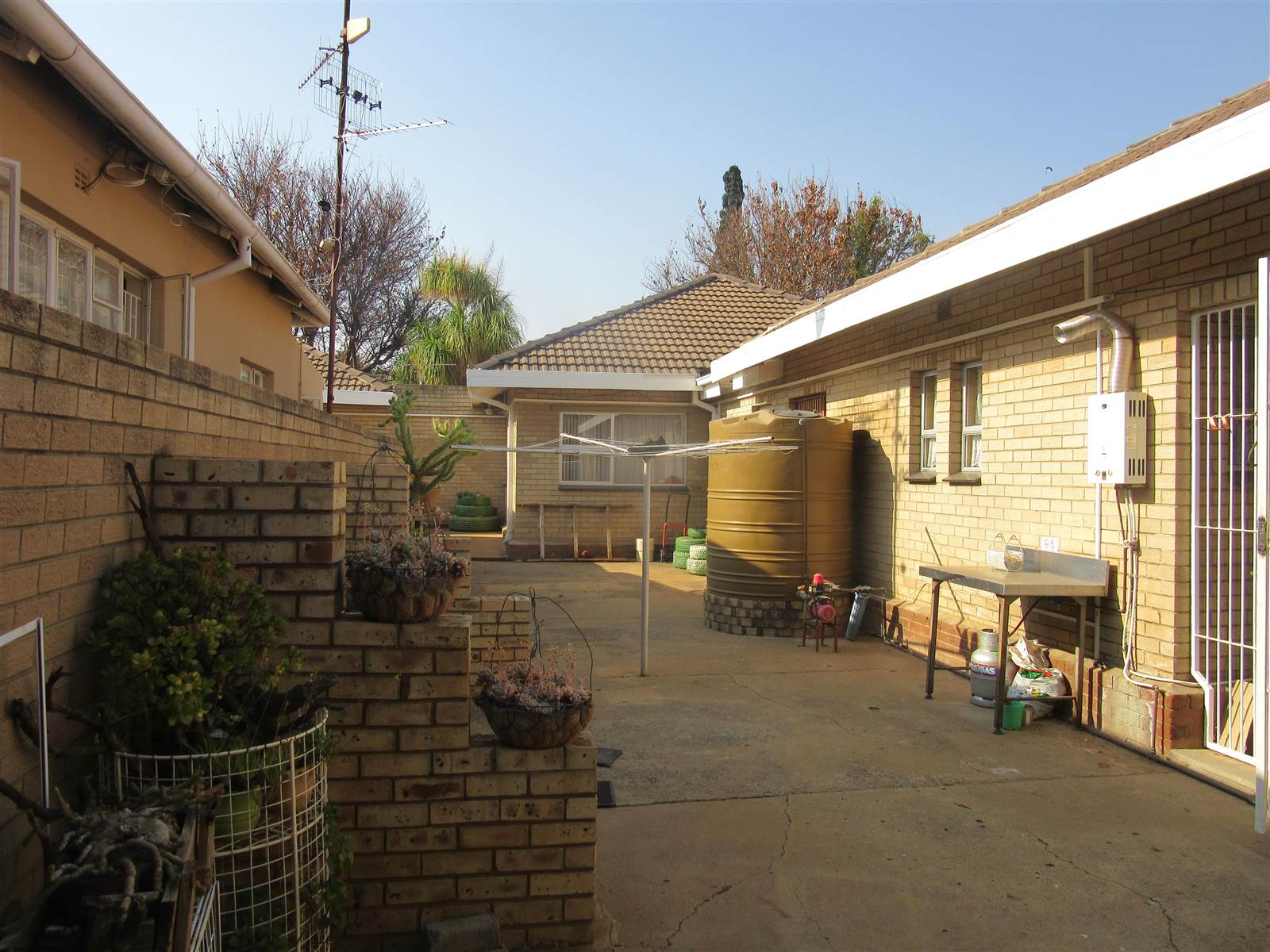 4 Bed House in Vryburg photo number 9