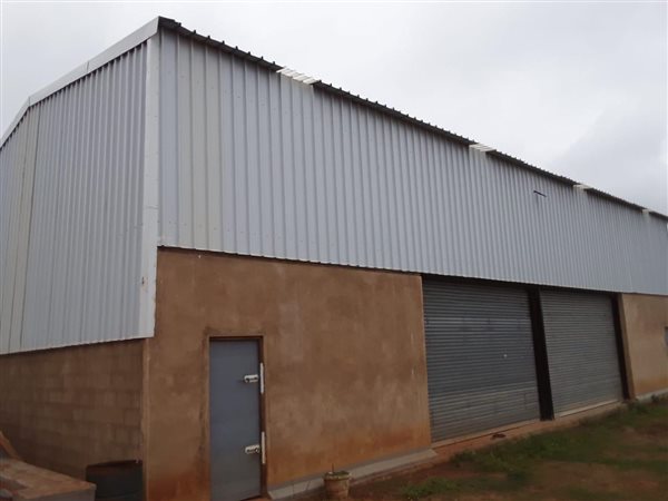 100 m² Commercial space 100 m² Commercial space