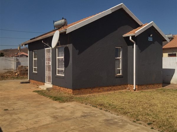 2 Bedroom House