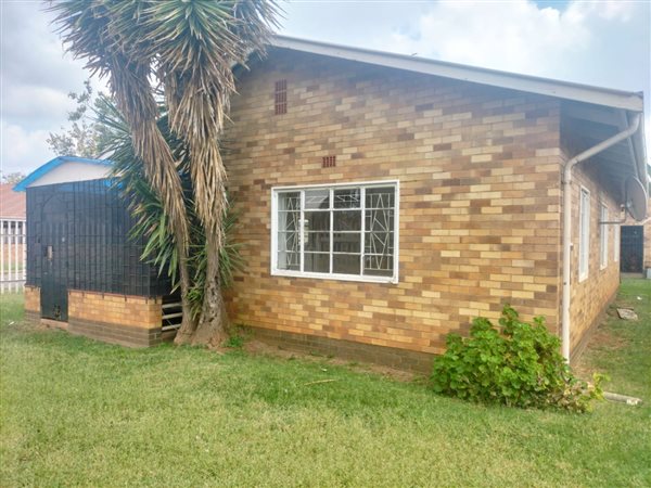3 Bedroom House 3 Bedroom House