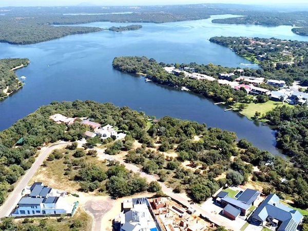 1227 m² Land available in Sable Hills Waterfront Estate