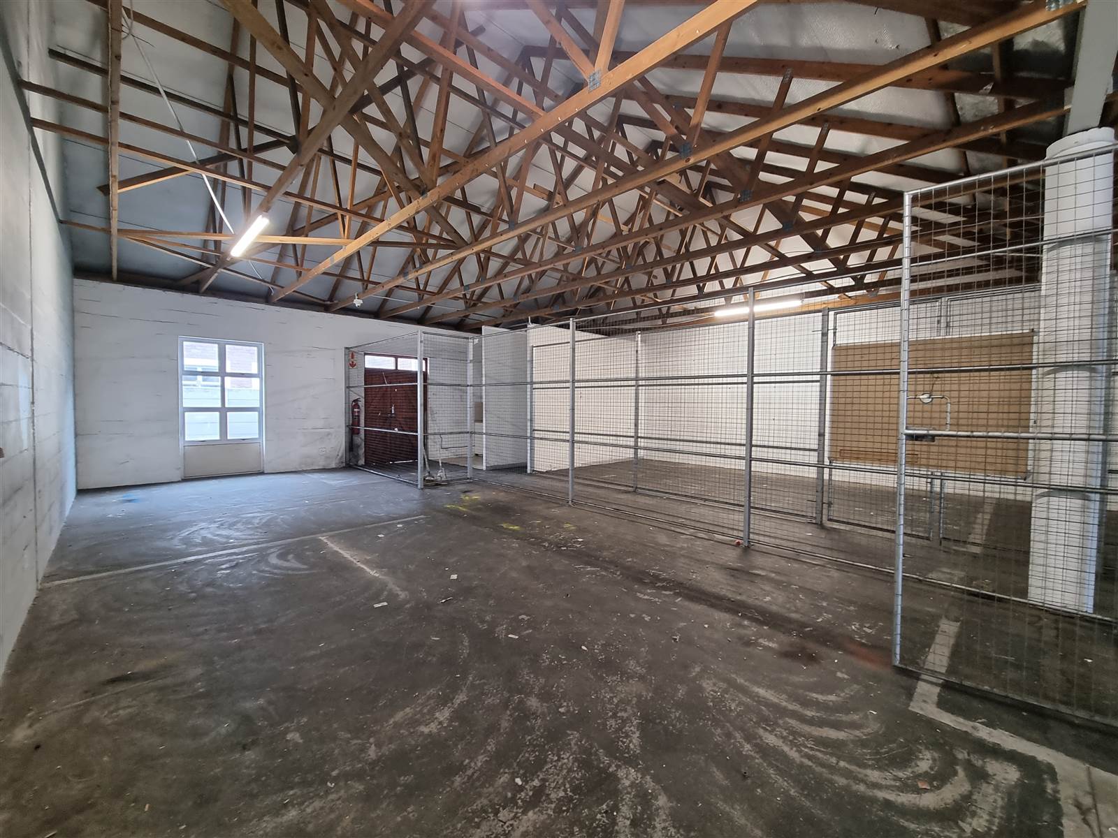 197  m² Commercial space in Milnerton photo number 12