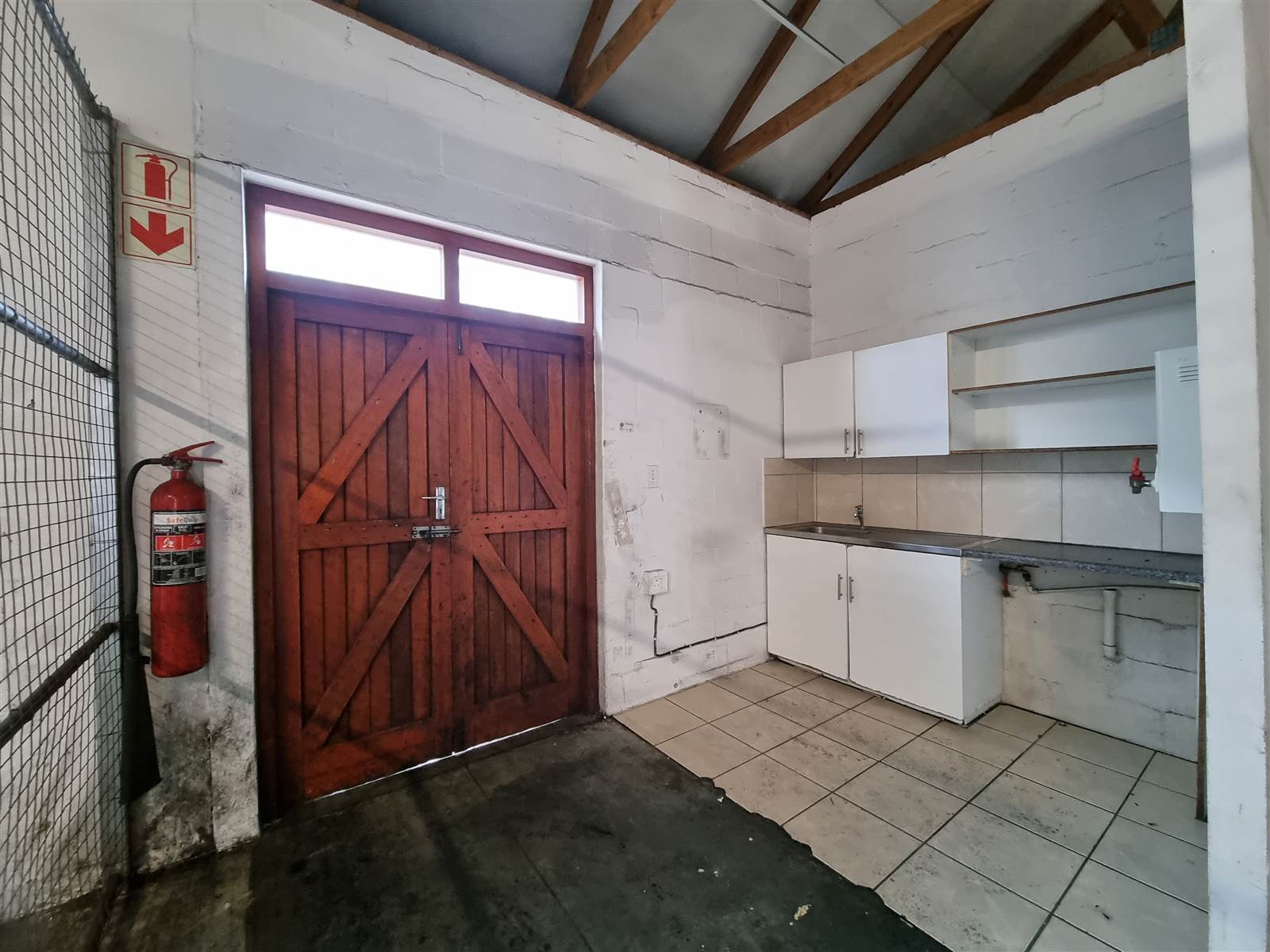 197  m² Commercial space in Milnerton photo number 14