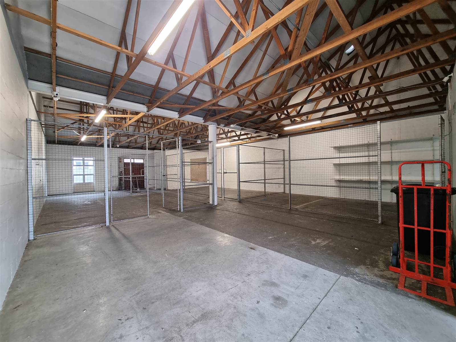 197  m² Commercial space in Milnerton photo number 6