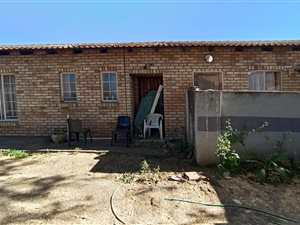 3 Bed House in Waterval East