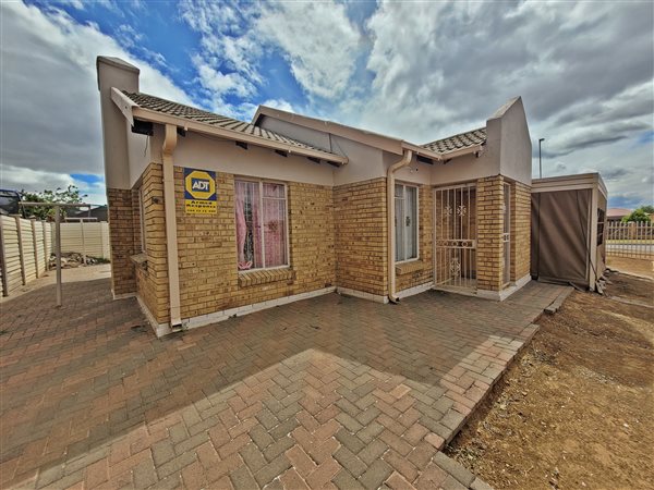 3 Bed House in Vista Park