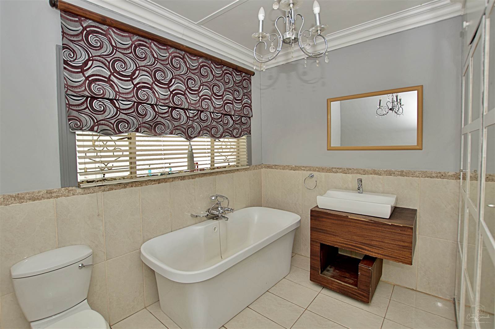 5 Bed House in Jim Fouche Park photo number 15