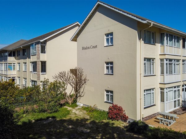 3 Bed Apartment in Pinelands